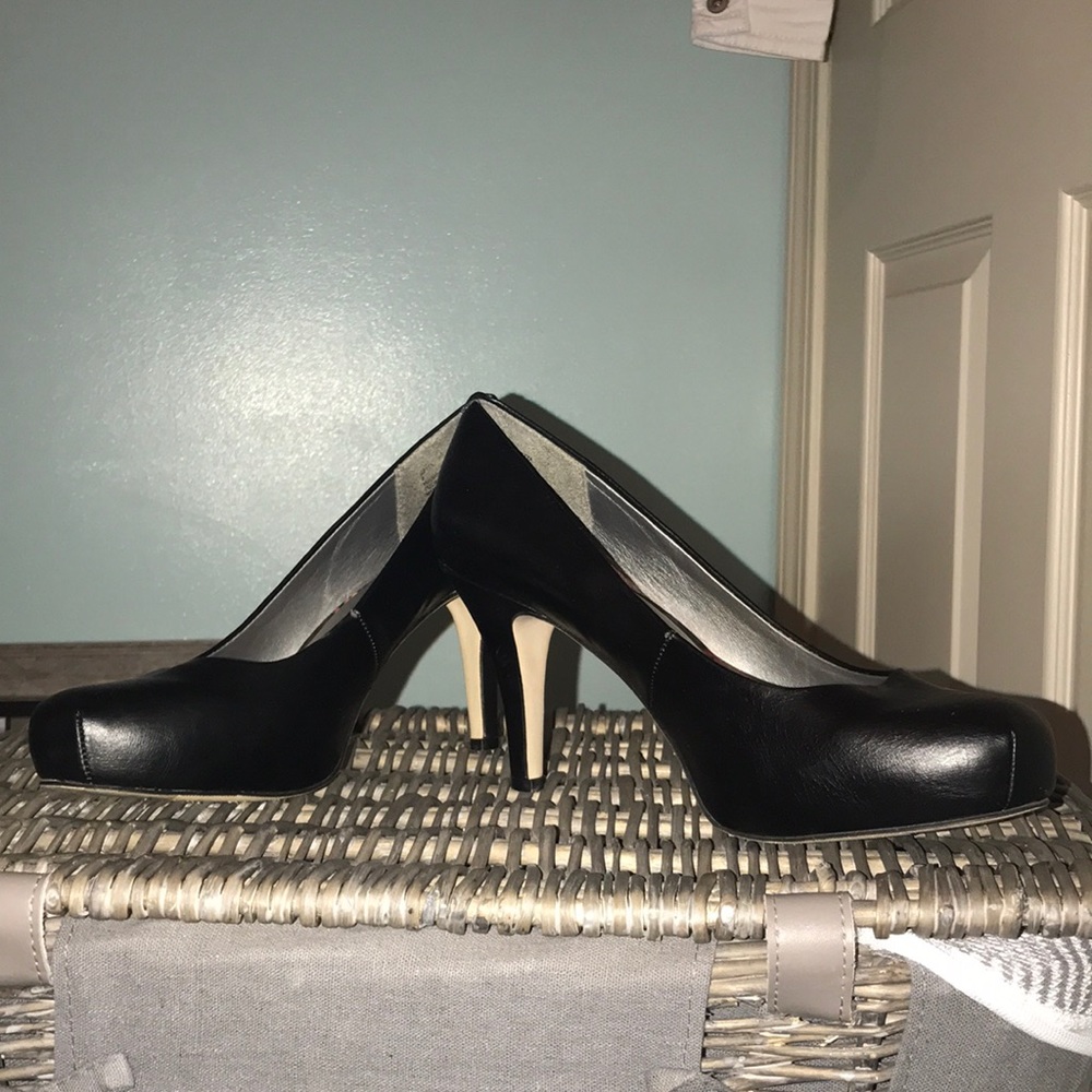 Black heels